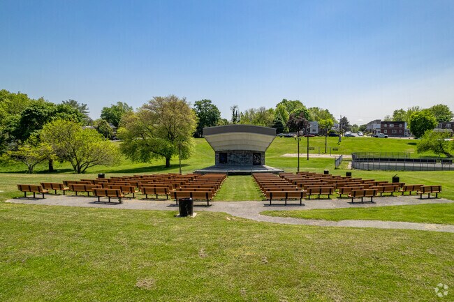 Chester Park has a great amphitheater for events near Brookhaven.