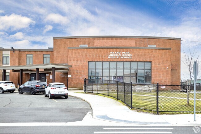 Lincoln Orens Middle School in Island Park offers small class sizes and a close-knit environment.