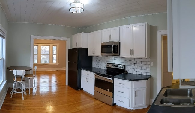 25 Hampden Place, Utica, NY 13502 - photo 2