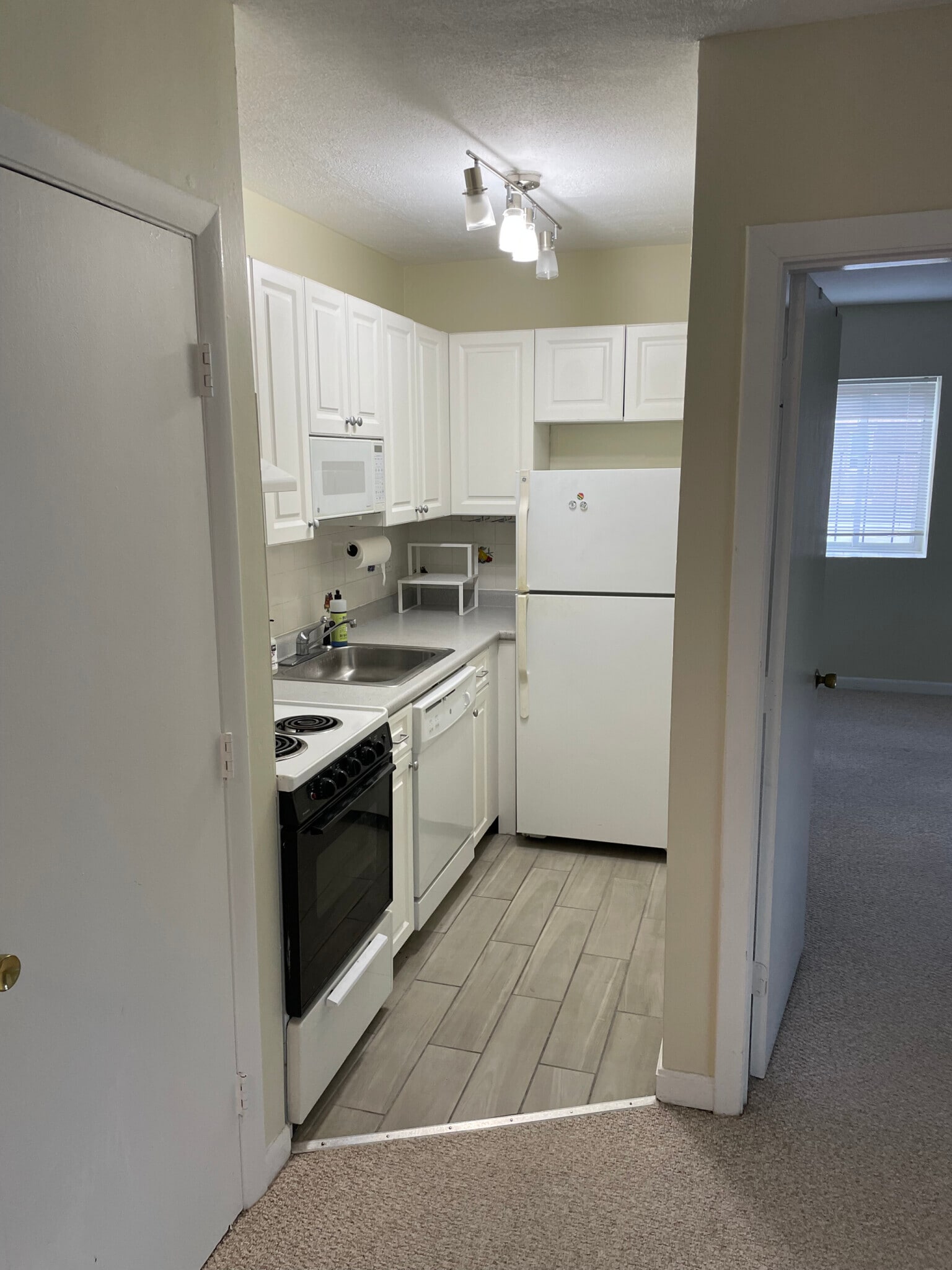 200 Kelton St unit A32, Allston, MA 02134 - photo 1