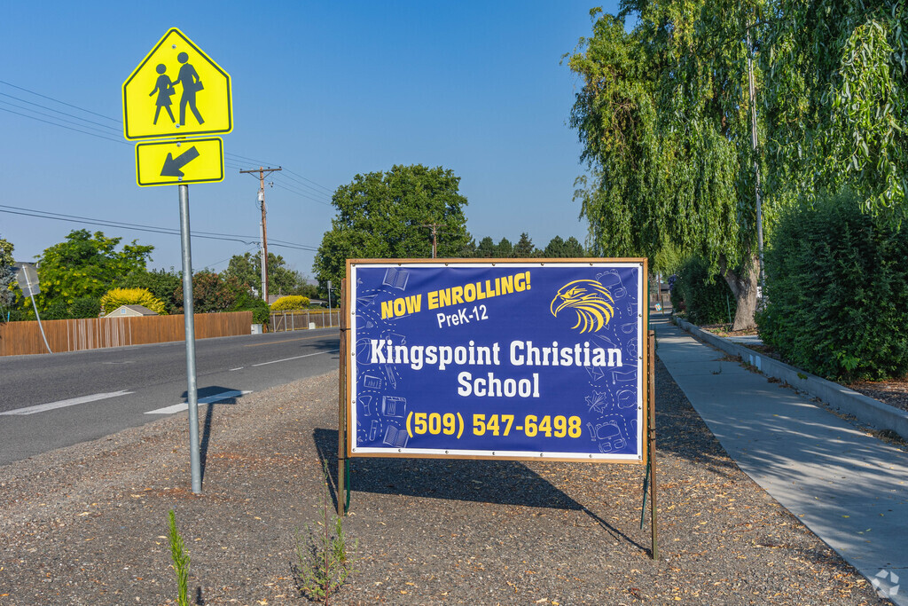 Kingspoint Christian School