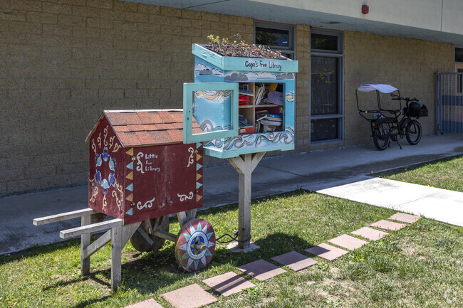 The free library the Capri Elementary School in Encinitas.