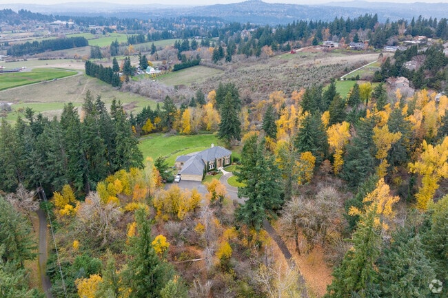 Locals enjoy bursts of fall color in Tualatin Valley.