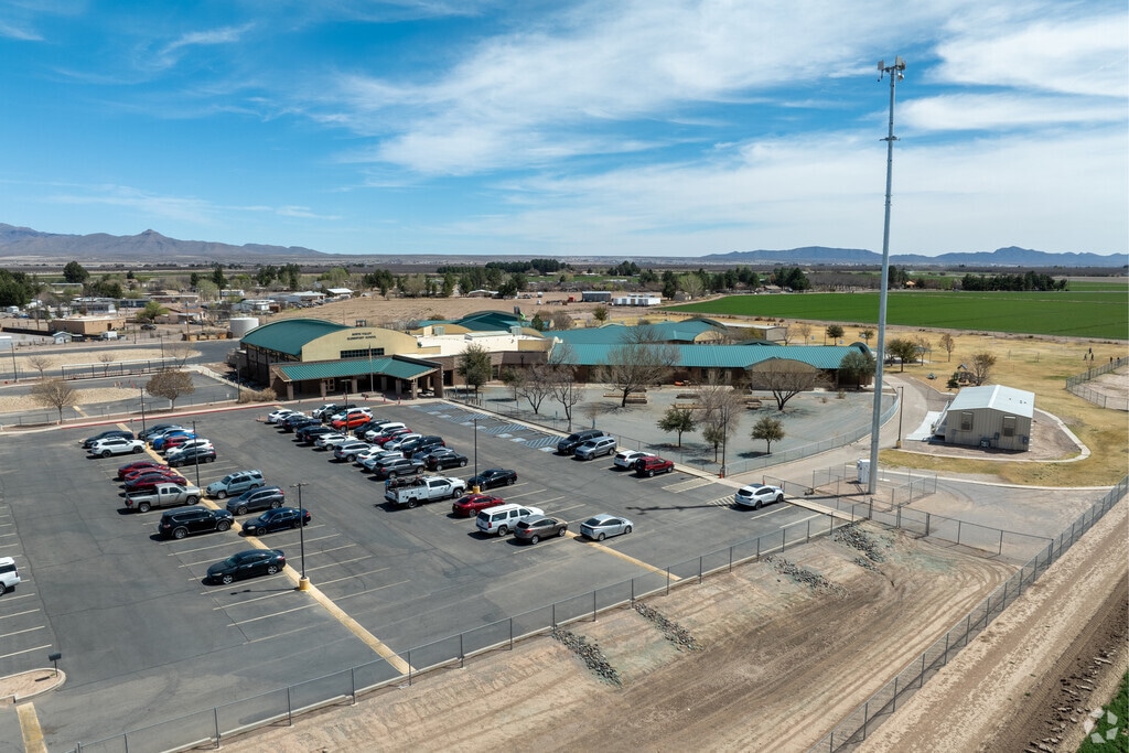 North Valley Elementary School provides a supportive and engaging environment.