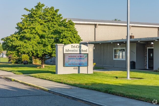 Tri-City Adventist School