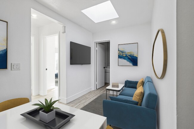 850 N Van Ness Ave unit 2, Santa Ana, CA 92701 - photo 6