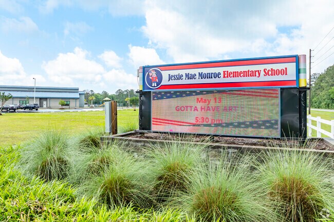 Jessie Mae Monroe Elementary School in Calabash, NC, serves 384 students in grades Pre-K through 5, with a student-teacher ratio of 14:1, below the state average of 15:1.