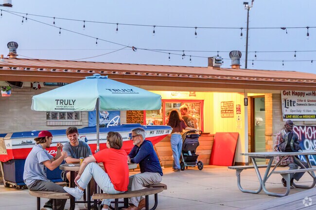 Located south of Wolffs Town, Smoke'd On the Water offers quick bites by the waterfront.