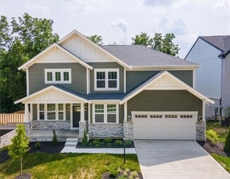 2623 Golden Leaf Dr, Beavercreek, OH 45431