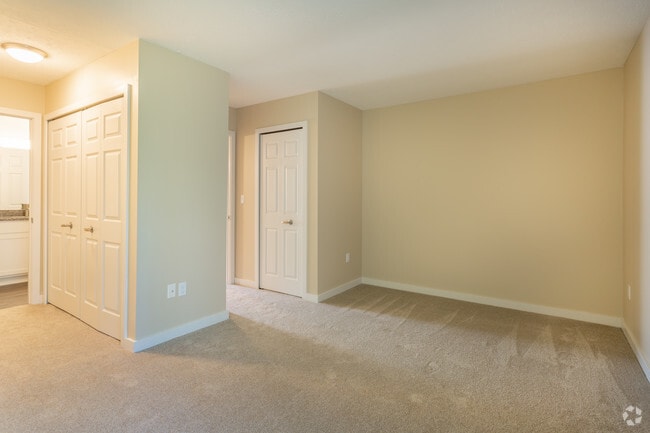 Townhome 2BD 2.5BA 1,125 sq. ft.