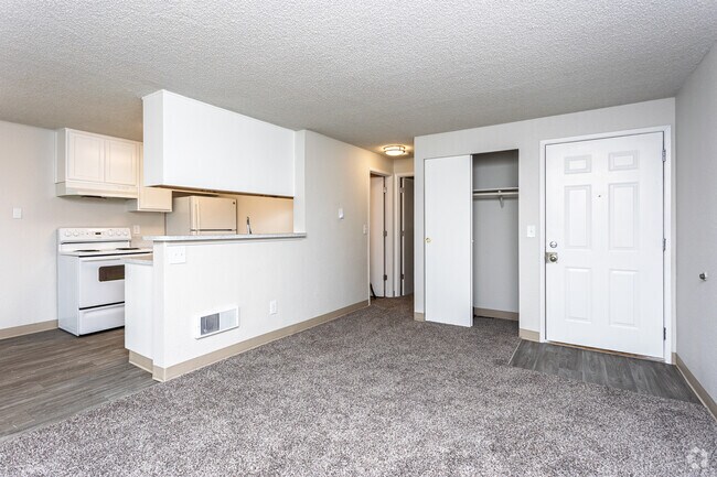 The Monroe, Tacoma, WA 98409 - photo 2