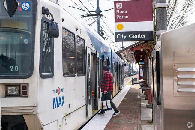 Easily catch the MAX to one of the many stops throughout the greater Portland metro area.