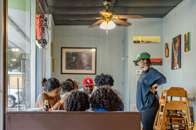 Woodchuck Cafe in Hartsfield Tallahassee is a local favorite for simple delicious meals.