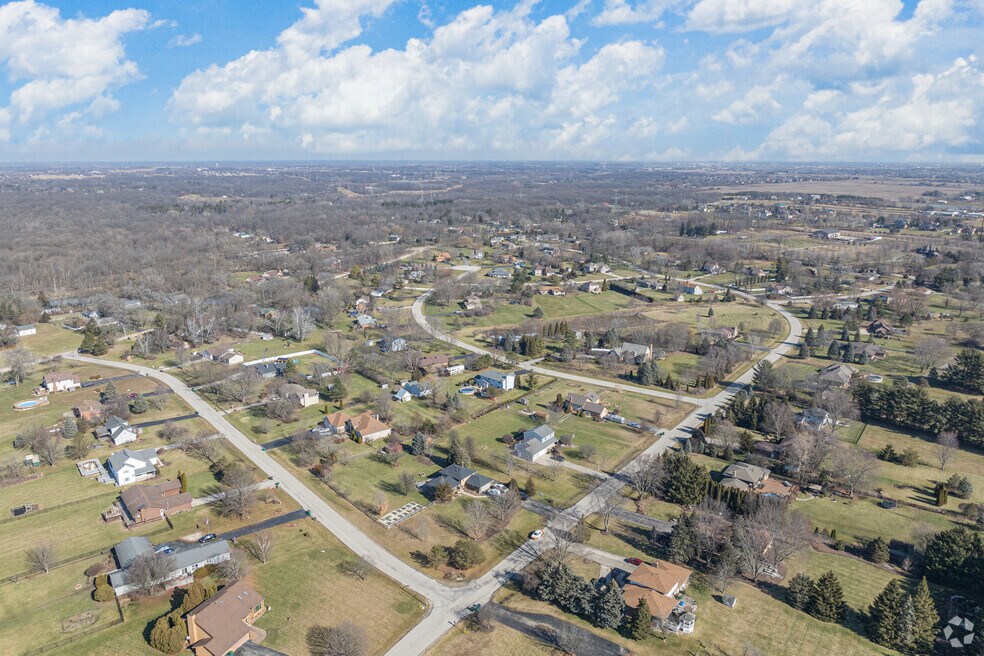 Neighborhoods_Messanger_V002_080423