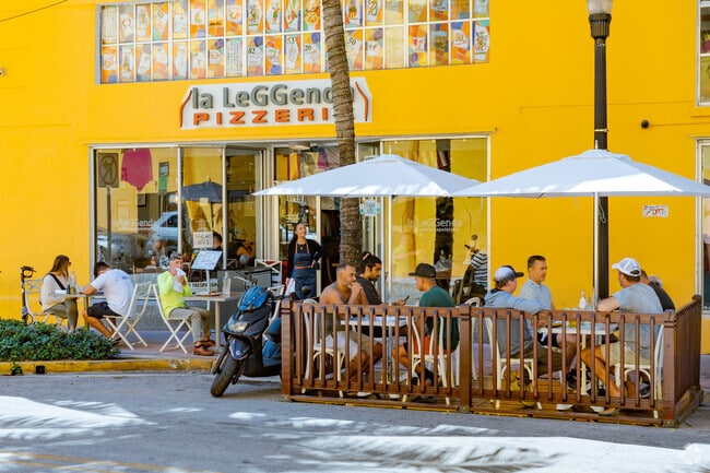 La Leggenda Pizzeria is a popular pizza shop in Flamingo.