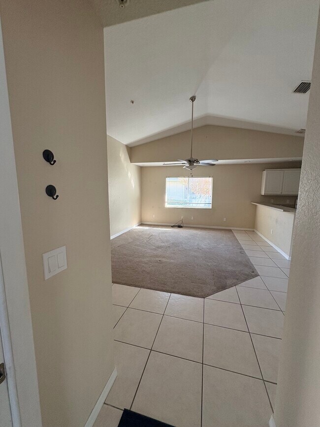 533 Wayne Ave, New Smyrna Beach, FL 32168 - photo 5