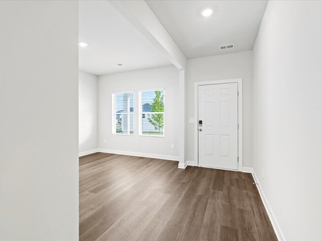 560 Ward Wilson Trail, Duncan, SC 29334 - photo 2