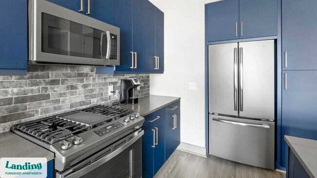 1215 Sawyer St unit 532, Houston, TX 77007 - photo 5