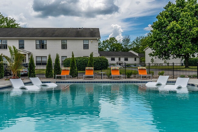 The Colony at the Oaks, Lexington, KY 40517 - photo 3