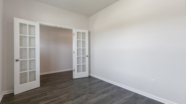 3100 Platinum Cir, West End, NC 27376 - photo 2