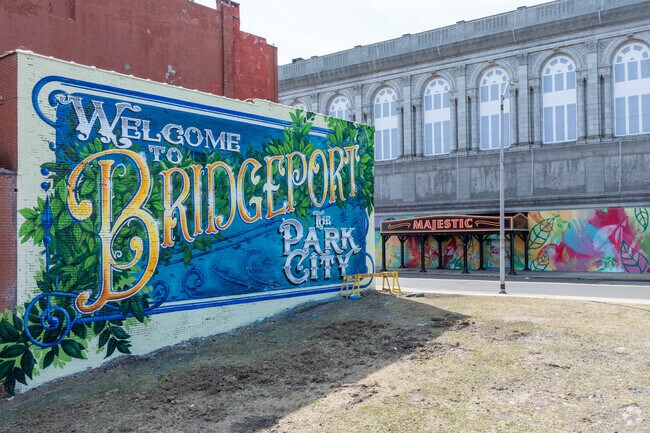 Full of town pride, The Hollow is nearby to Bridgeport, CT.