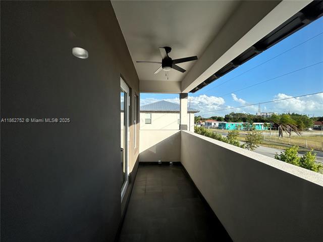 10521 SW 180th St, Miami, FL 33157 - photo 3