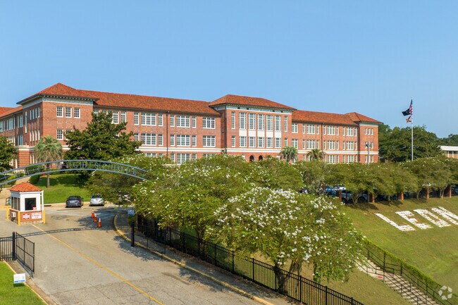 Leon High School has an excellent score of A on Niche.