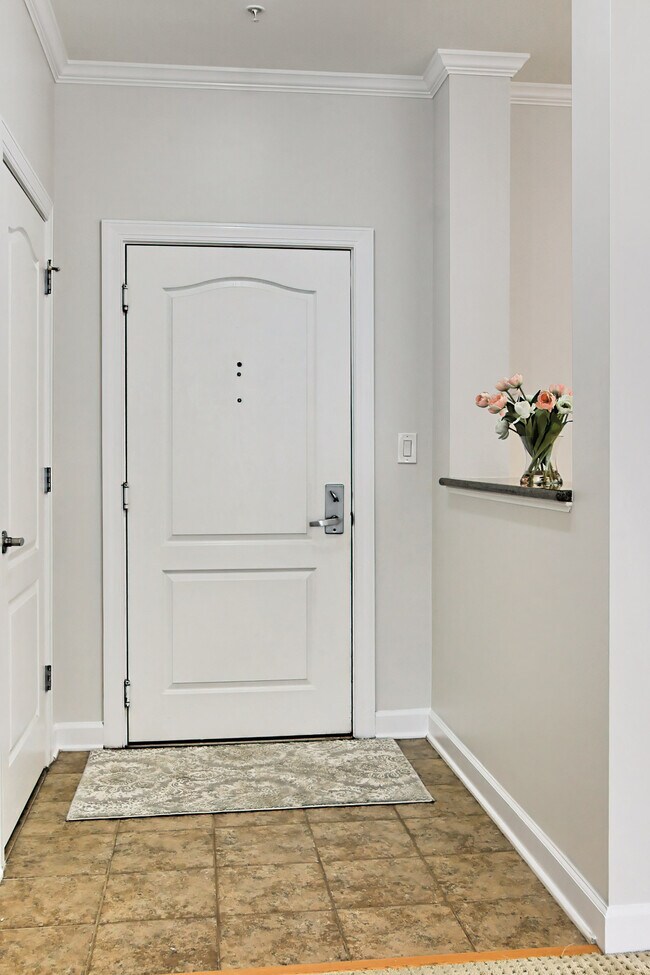 Cameron Square unit 113, Alexandria, VA 22304 - photo 3