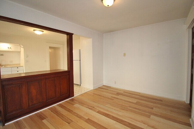 4826 NE 14th Place unit 2, Portland, OR 97211 - photo 5