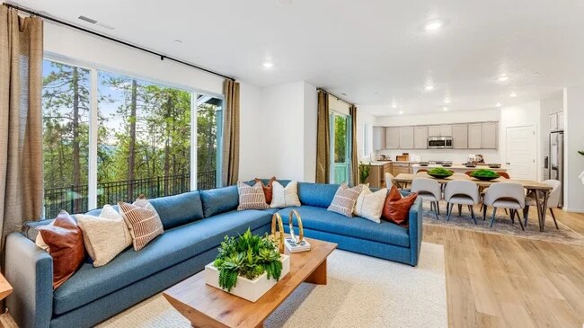 87 E Burdock Loop unit 36040356, Hayden, ID 83835 - photo 7