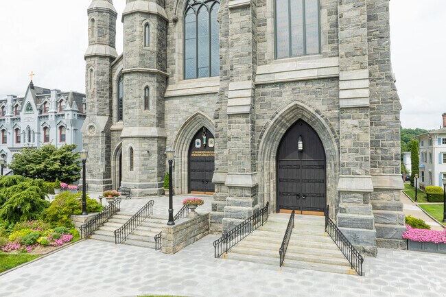 Stop into the St. Patrick Cathedral School to see if private religious school is right for you.