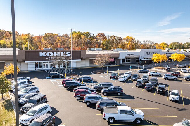 The Loomis Shopping Center is 5 minutes from Town of Lake.