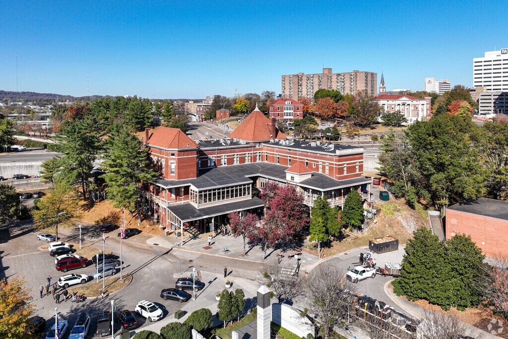 L&N Stem Academy in downtown Knoxville received a grade of A from Niche.