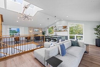 1300 N 20th St, Renton, WA 98056