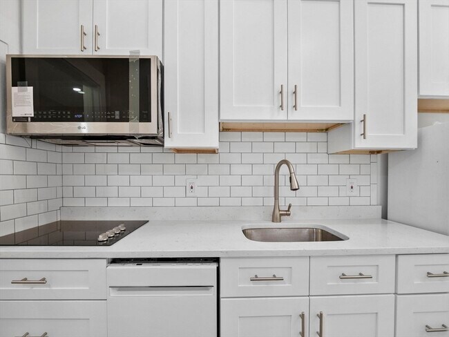 50 Columbus Ave unit 10, Somerville, MA 02143 - photo 3