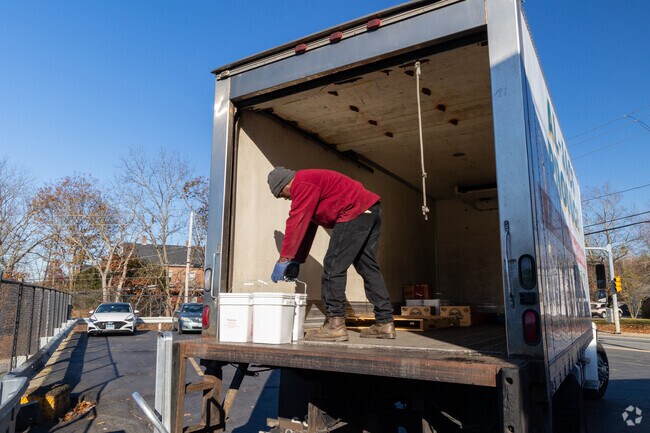 Davenport’s in Cumberland welcomes a hardworking trucker unloading a fresh delivery.