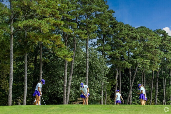 The JMU girls' golf team is in the Linkhorn Park neighborhood of Virginia Beach.