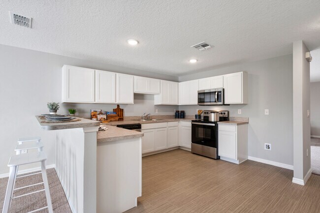 272 Spindlewood Blvd, Dundee, FL 33838 - photo 5