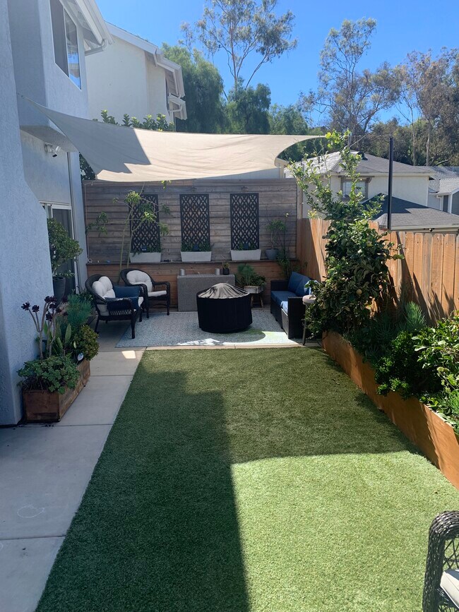 2406 Maravilla Way, Oceanside, CA 92056 - photo 5