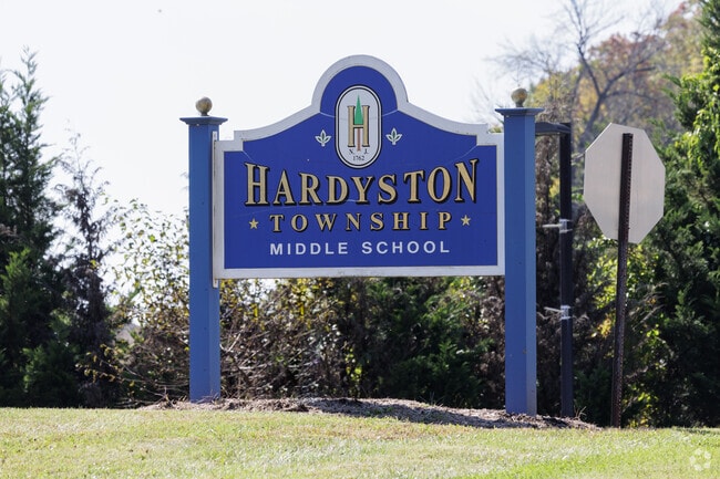 Hardyston Township Middle School in Hamburg, NJ teaches 274 students in grades 5-8.