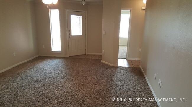 517 N Brentwood Ave unit 1B, Lubbock, TX 79416 - photo 4