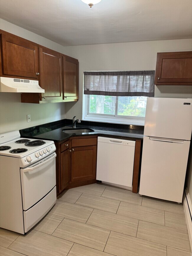 67 Chiswick Rd unit 6, Brighton, MA 02135 - photo 2