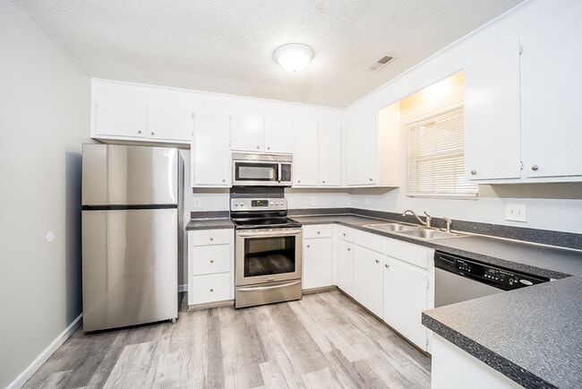 102 Dartmouth Ct, Goose Creek, SC 29445 - photo 5