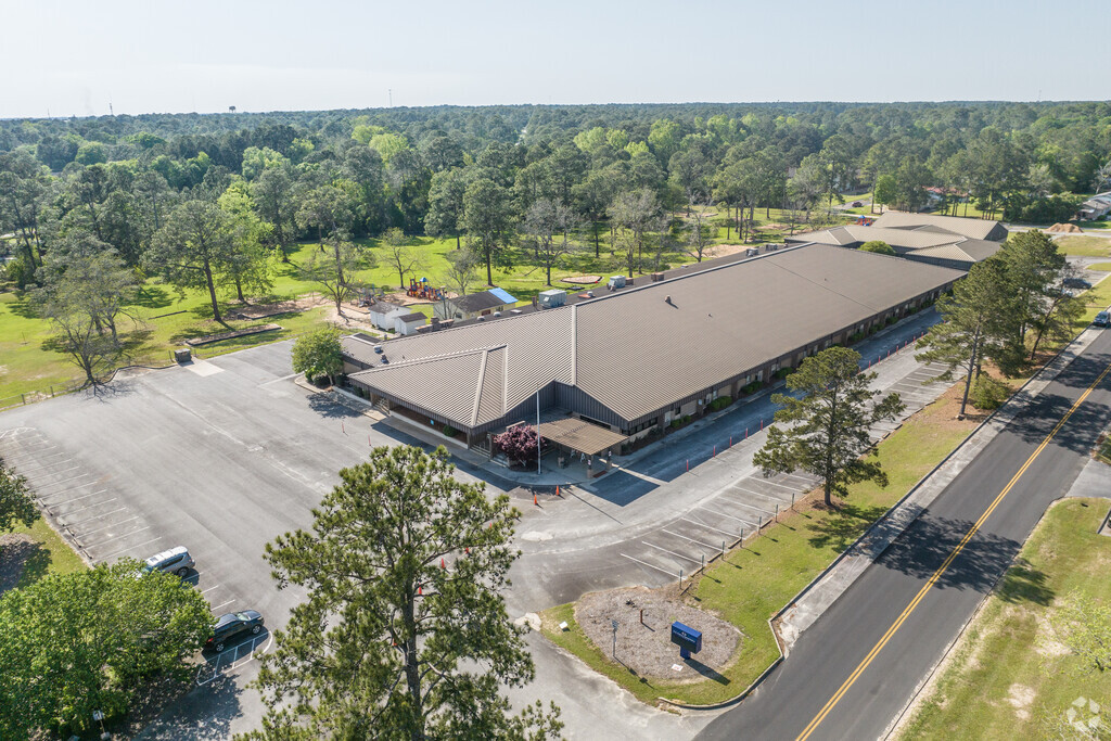 G.O. Bailey Elementary School in Tifton, GA receives a B+ on Niche.