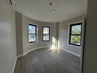 56 Sachem St, Lynn, MA 01902