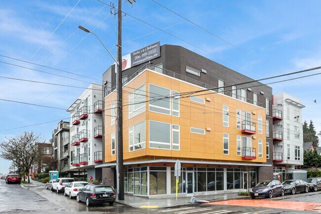 The Fifteen - Modern Living Meets Capitol Hill Vibes at The Fifteen, Seattle, WA 98112 - photo 4