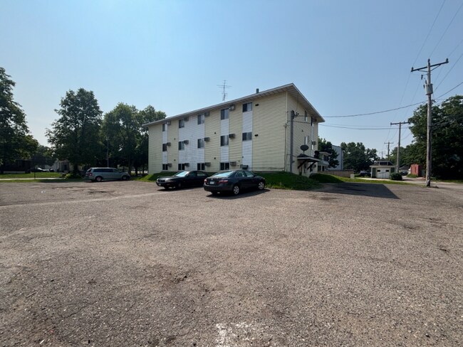 395 5th Ave S unit 102, Saint Cloud, MN 56301 - photo 2