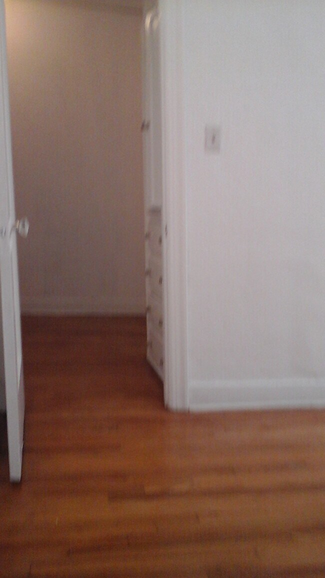 427 N Genesee Ave unit 427, Los Angeles, CA 90036 - photo 6