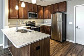 233 S 33rd St, Omaha, NE 68131