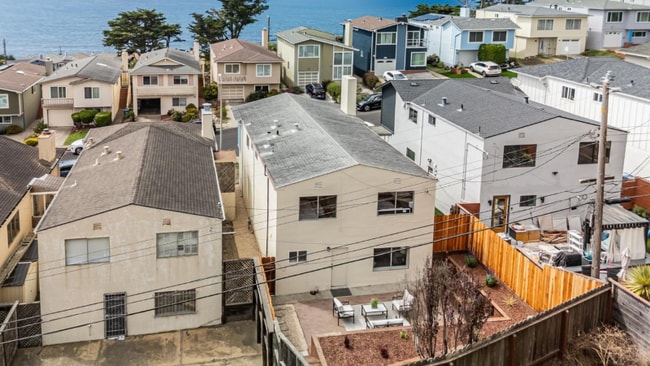 157 Longview Dr unit 157B, Daly City, CA 94015 - photo 2